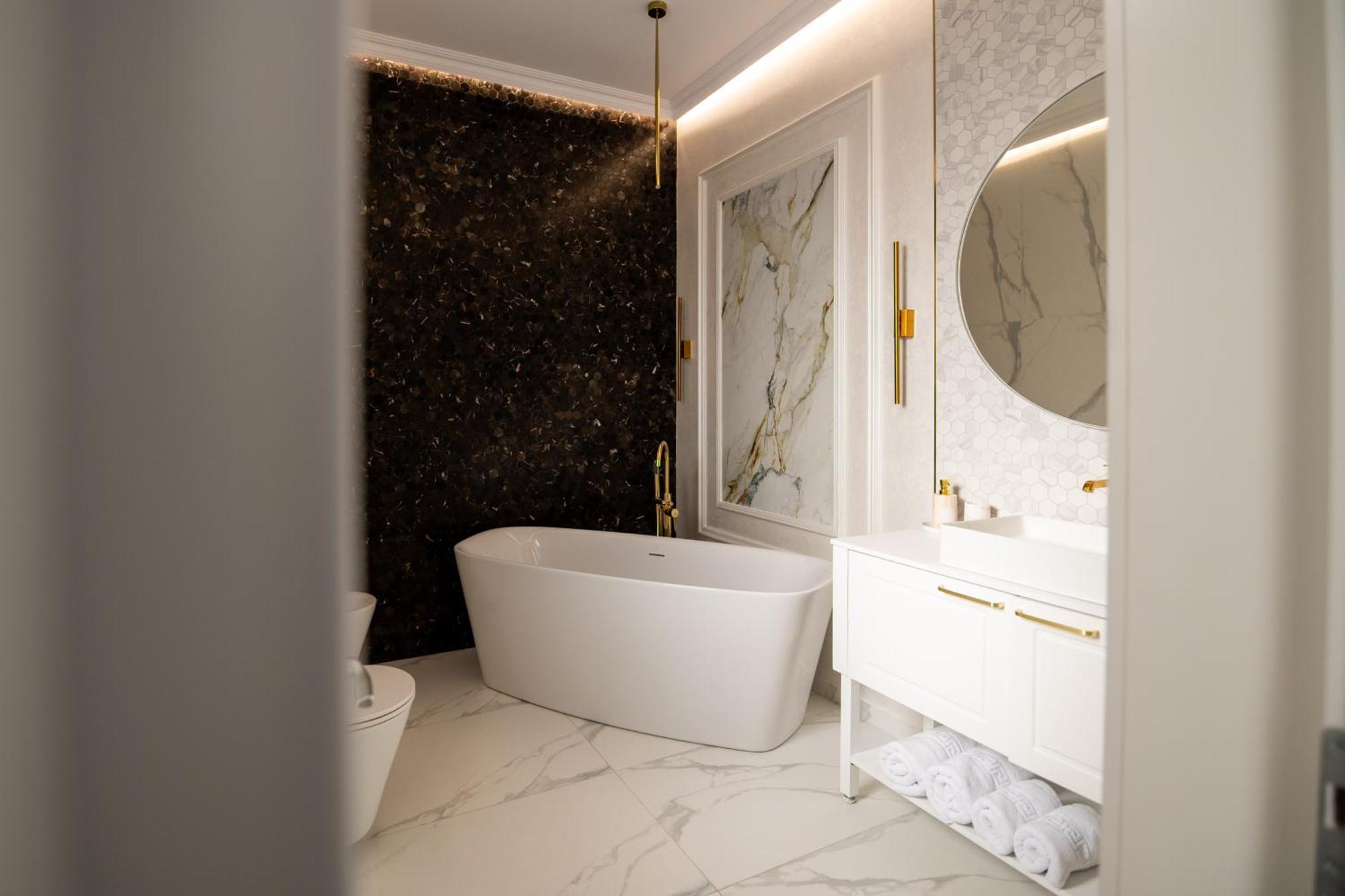 The Penthouse Hotel วาสลุย ภายนอก รูปภาพ