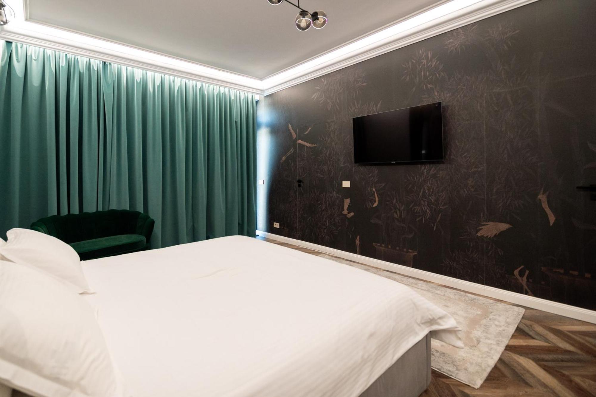 The Penthouse Hotel วาสลุย ภายนอก รูปภาพ