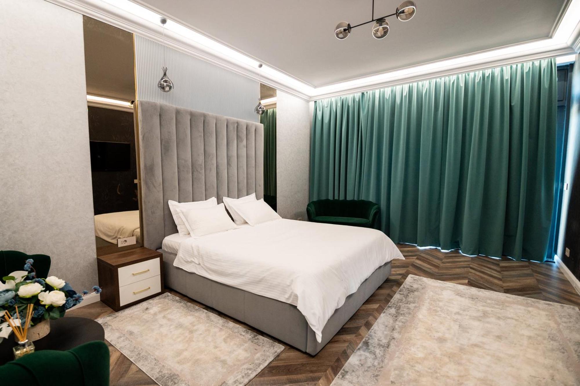 The Penthouse Hotel วาสลุย ภายนอก รูปภาพ