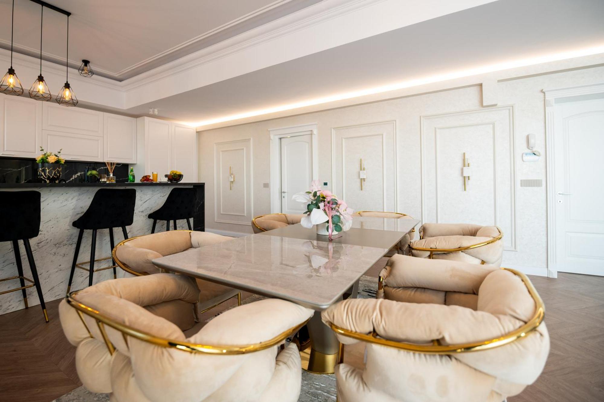 The Penthouse Hotel วาสลุย ภายนอก รูปภาพ